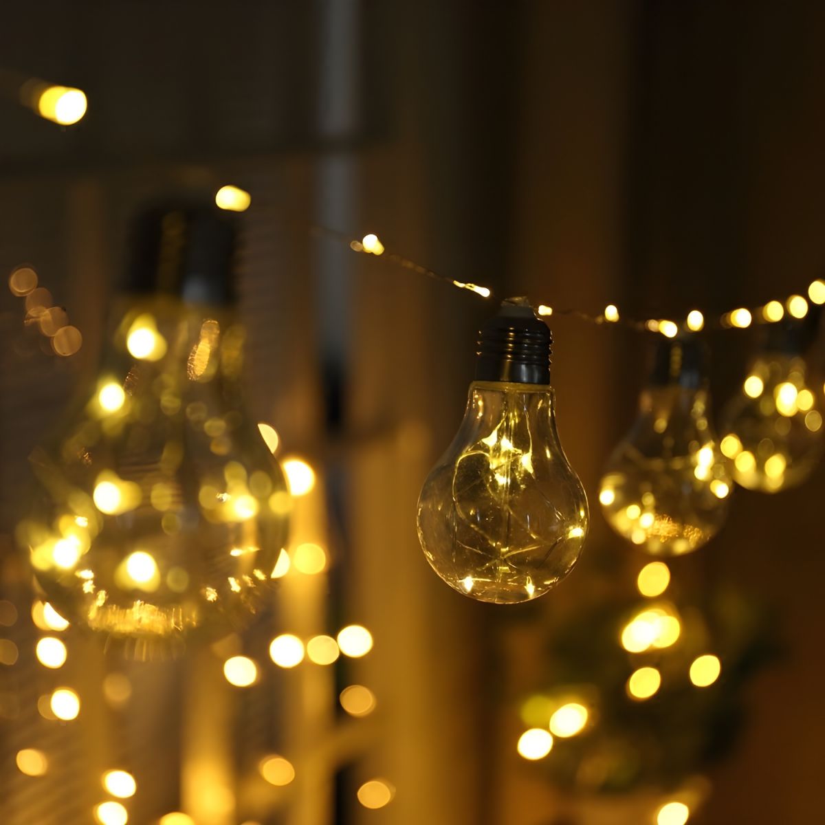 Bulb Shape Girls Bedroom Battery String Lamp 14.8ft 10 Heads Art Decor LED Fairy Lighting in Clear