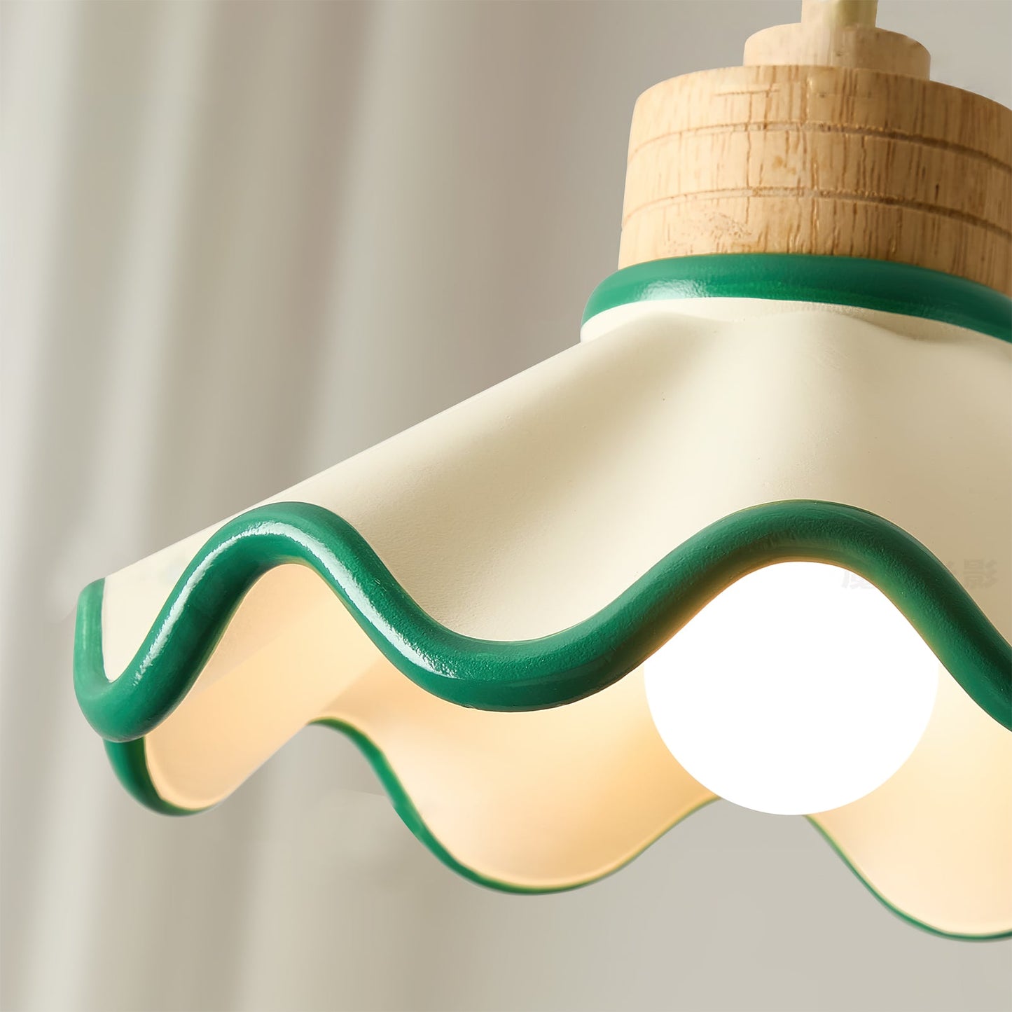 Arenal  Pendant Light