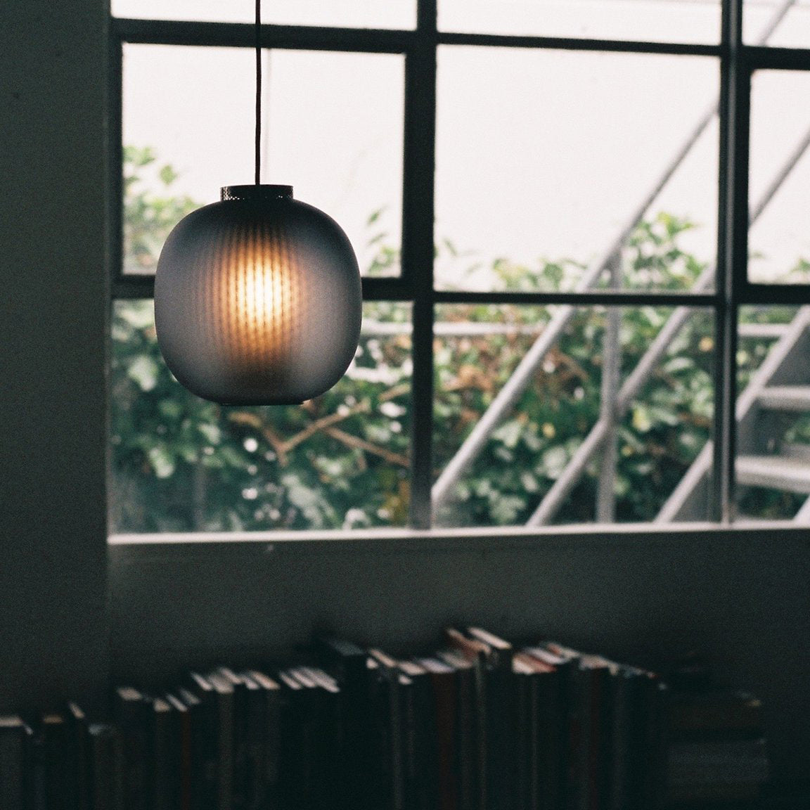 Dynamic Pendant Light