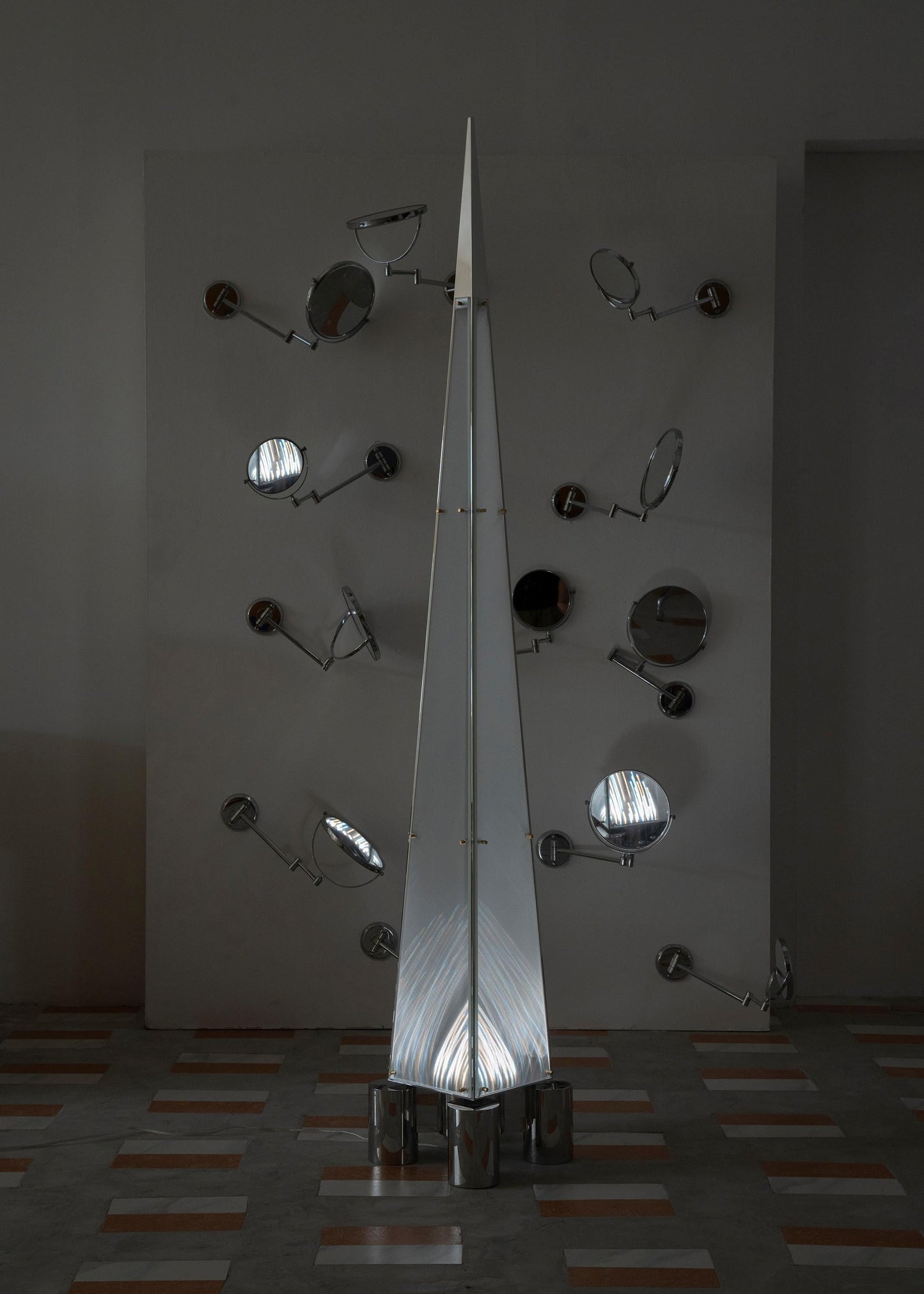 Fragment Floor Lamp