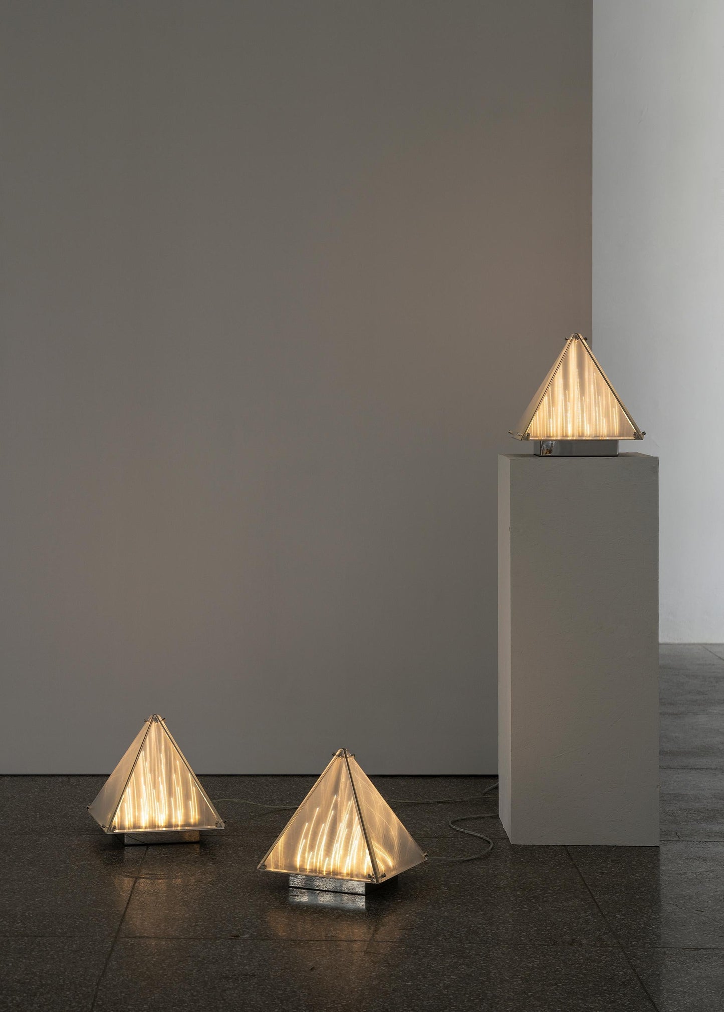 Fragment Table Lamp