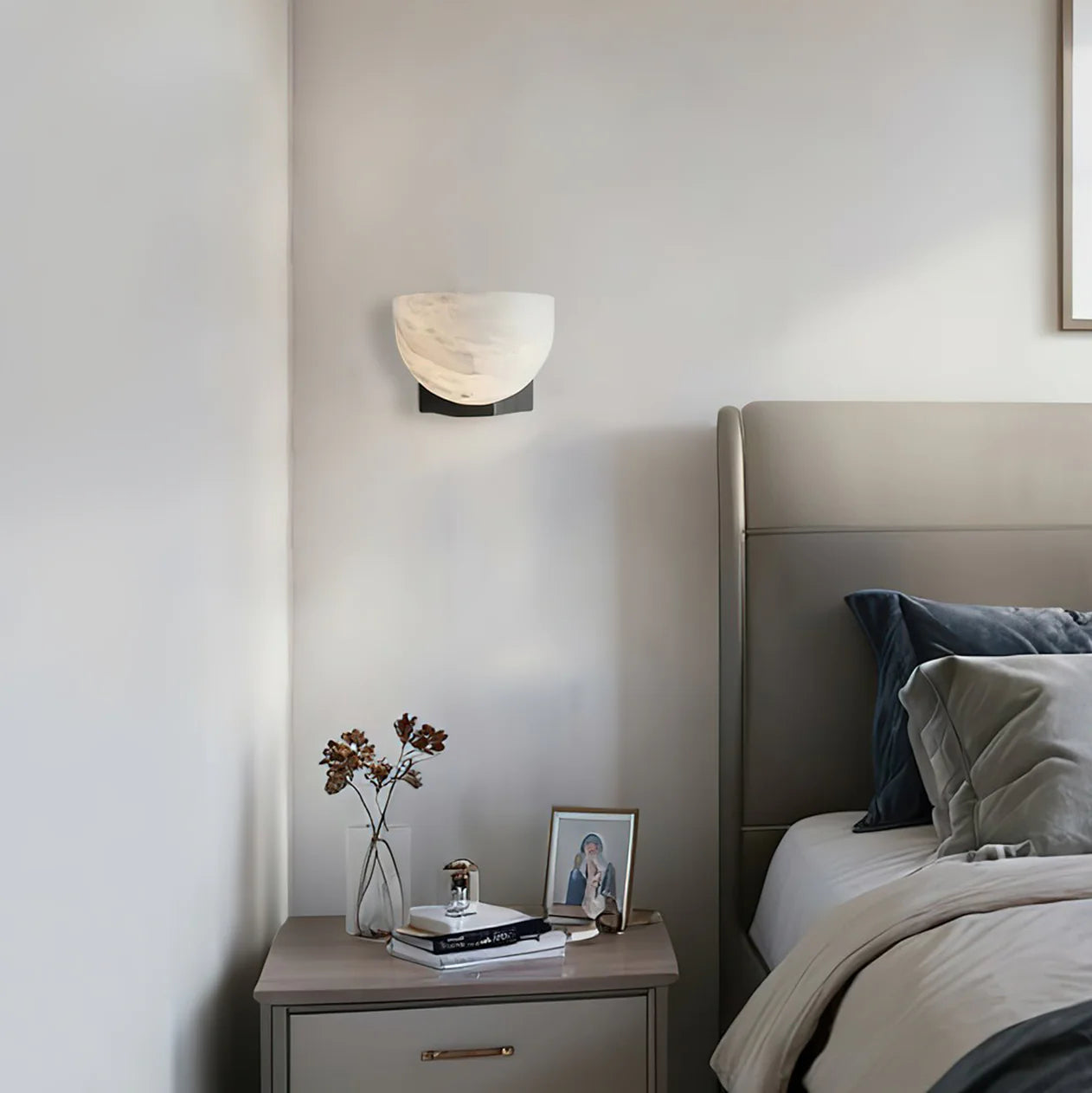 Hemispherical Alabaster Ath Wall Light