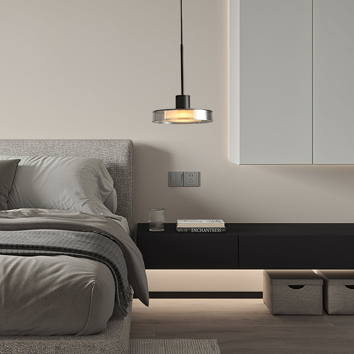 Iris Pendant Lamp