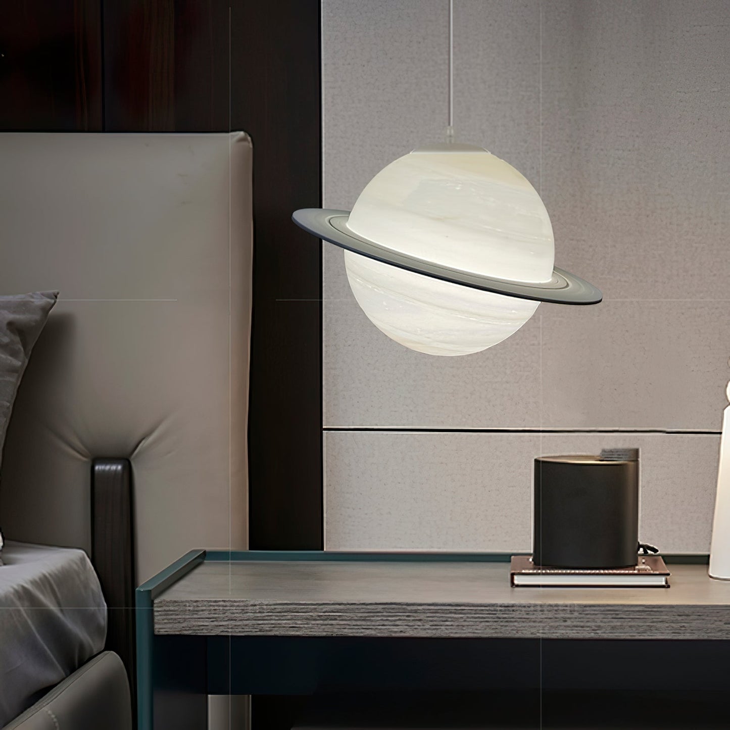 Jupiter Pendant Light