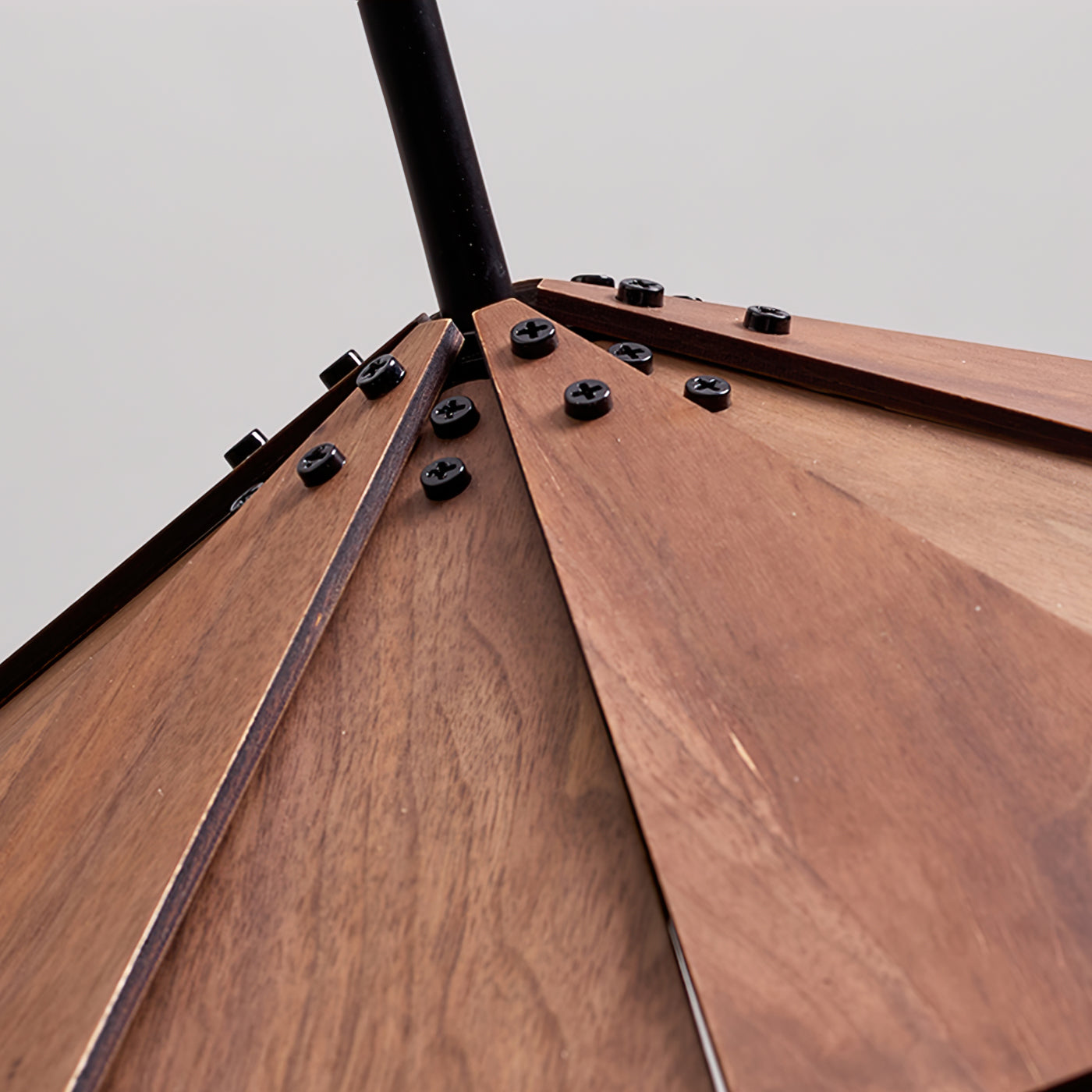Sepal Pendant Lamp