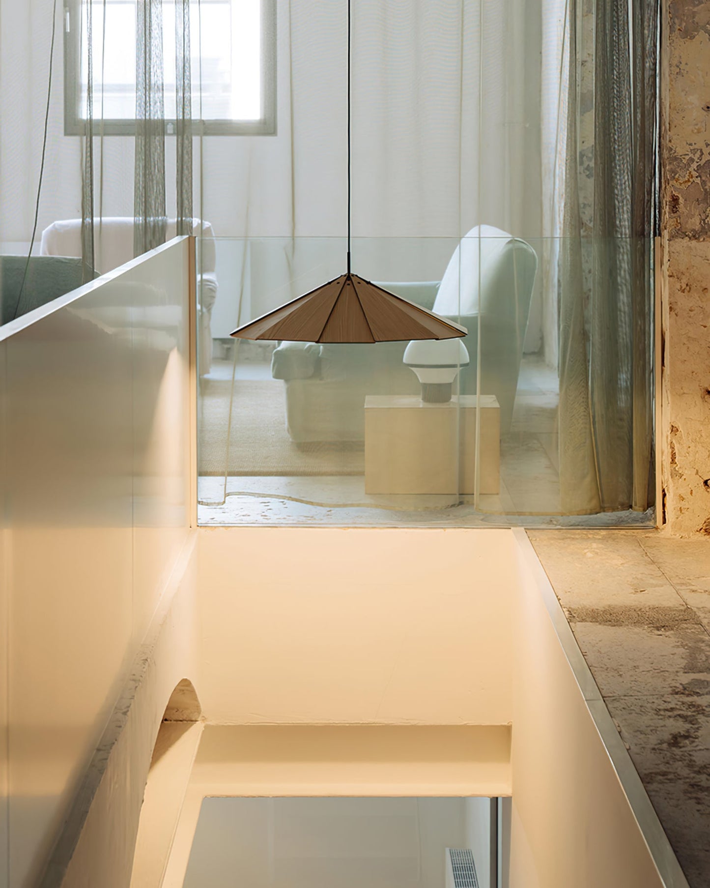 Sepal Pendant Lamp