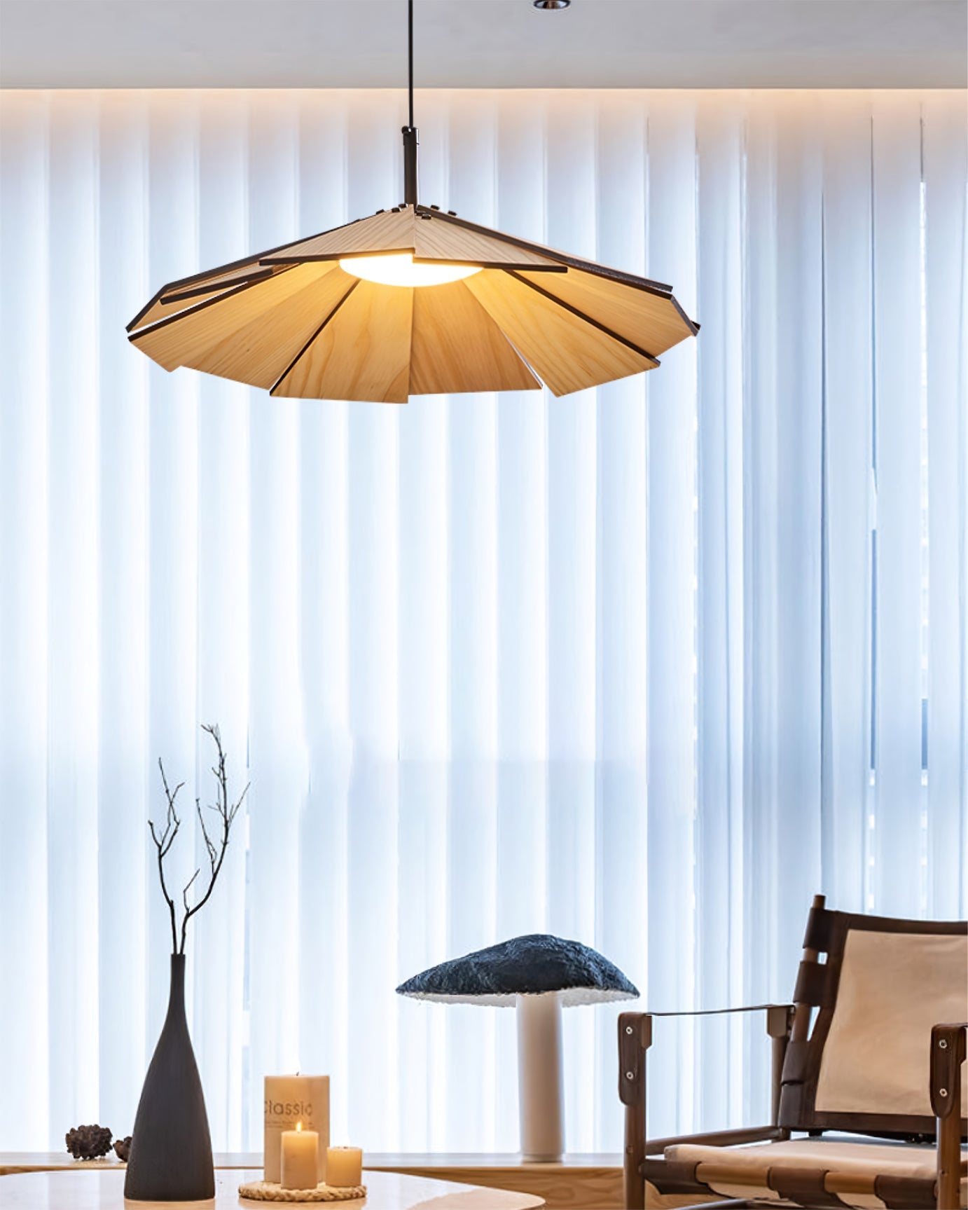 Sepal Pendant Lamp