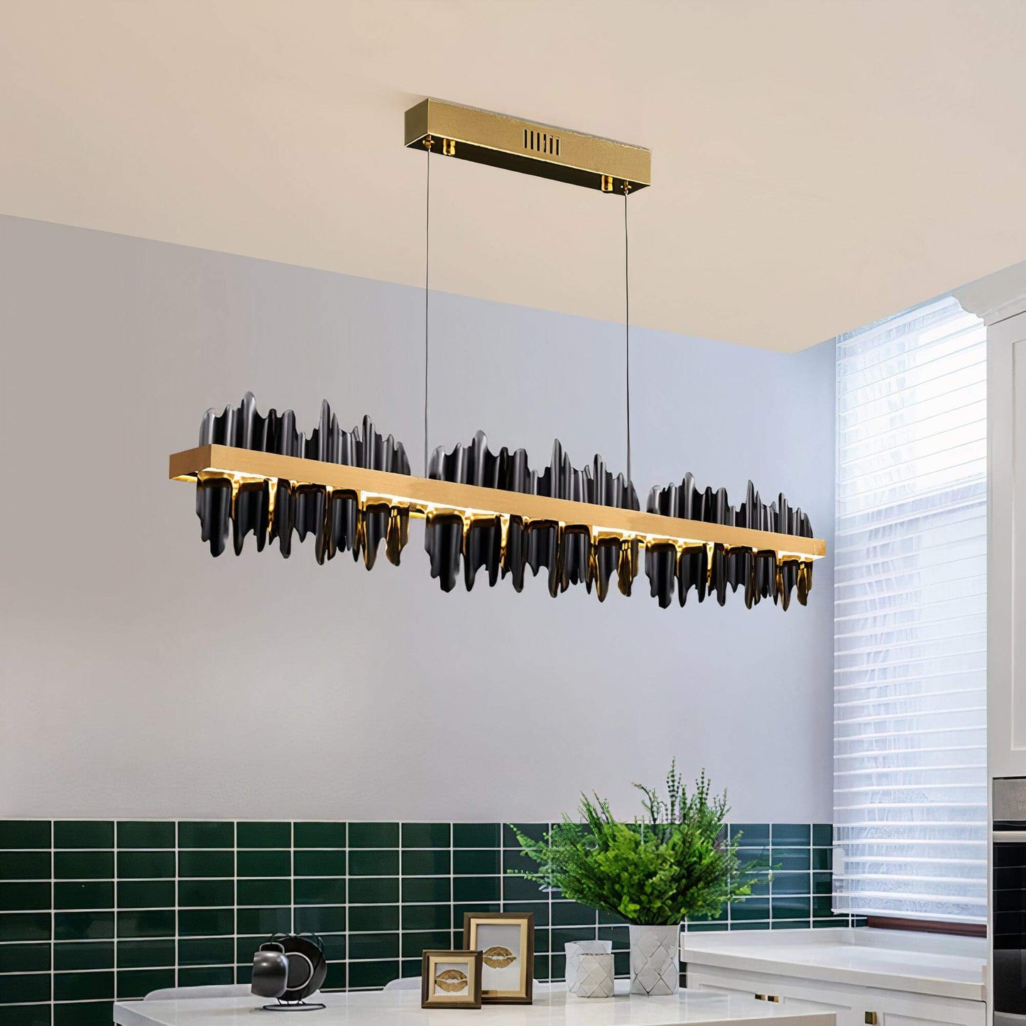 FINLEY CHANDELIER