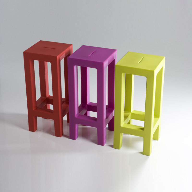 Jut Bar Stool