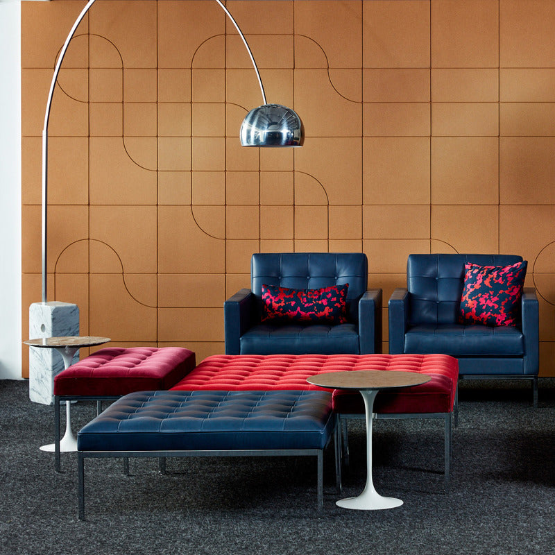 Florence Knoll Relaxed Stool