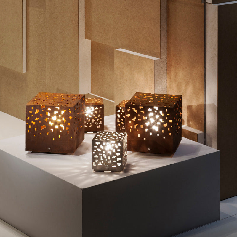 Ams Floor Lamp