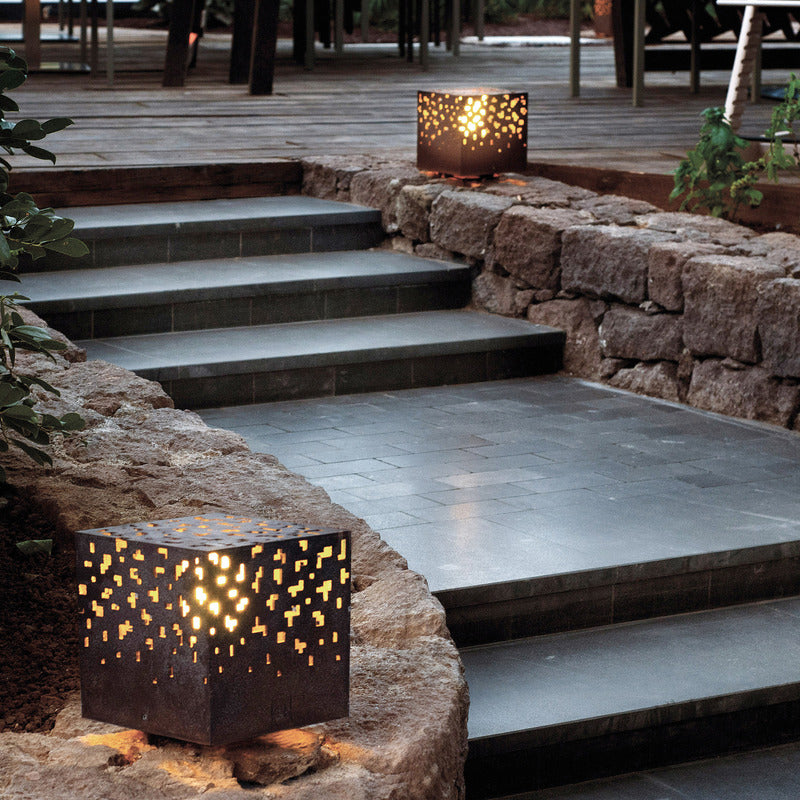 Ams Floor Lamp