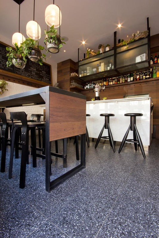 EA001 Bar Stool "Rocket"