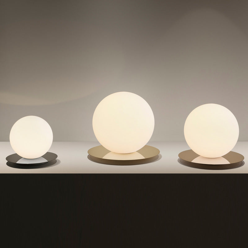 Bola Sphere Table Lamp