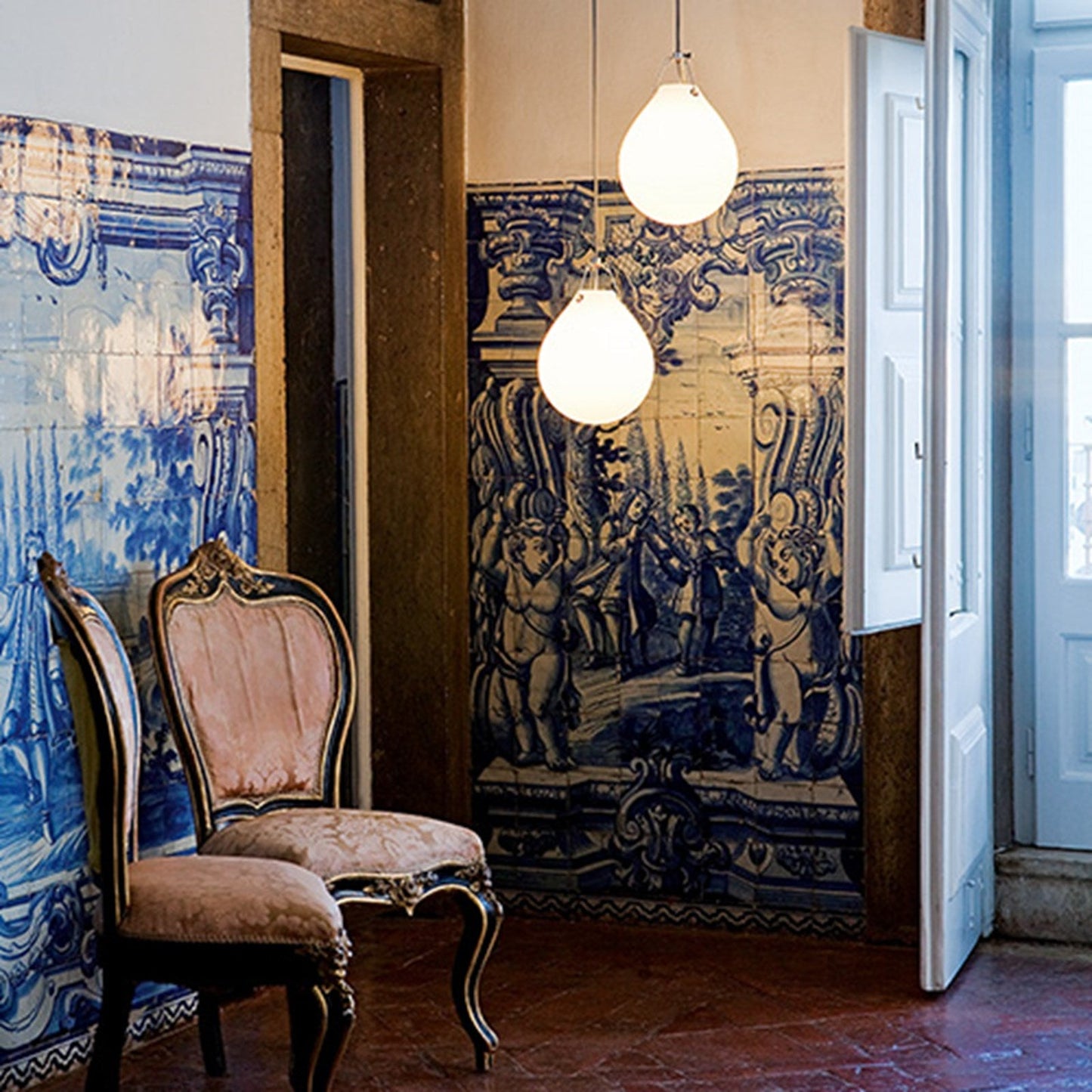 Moser Pendant Light