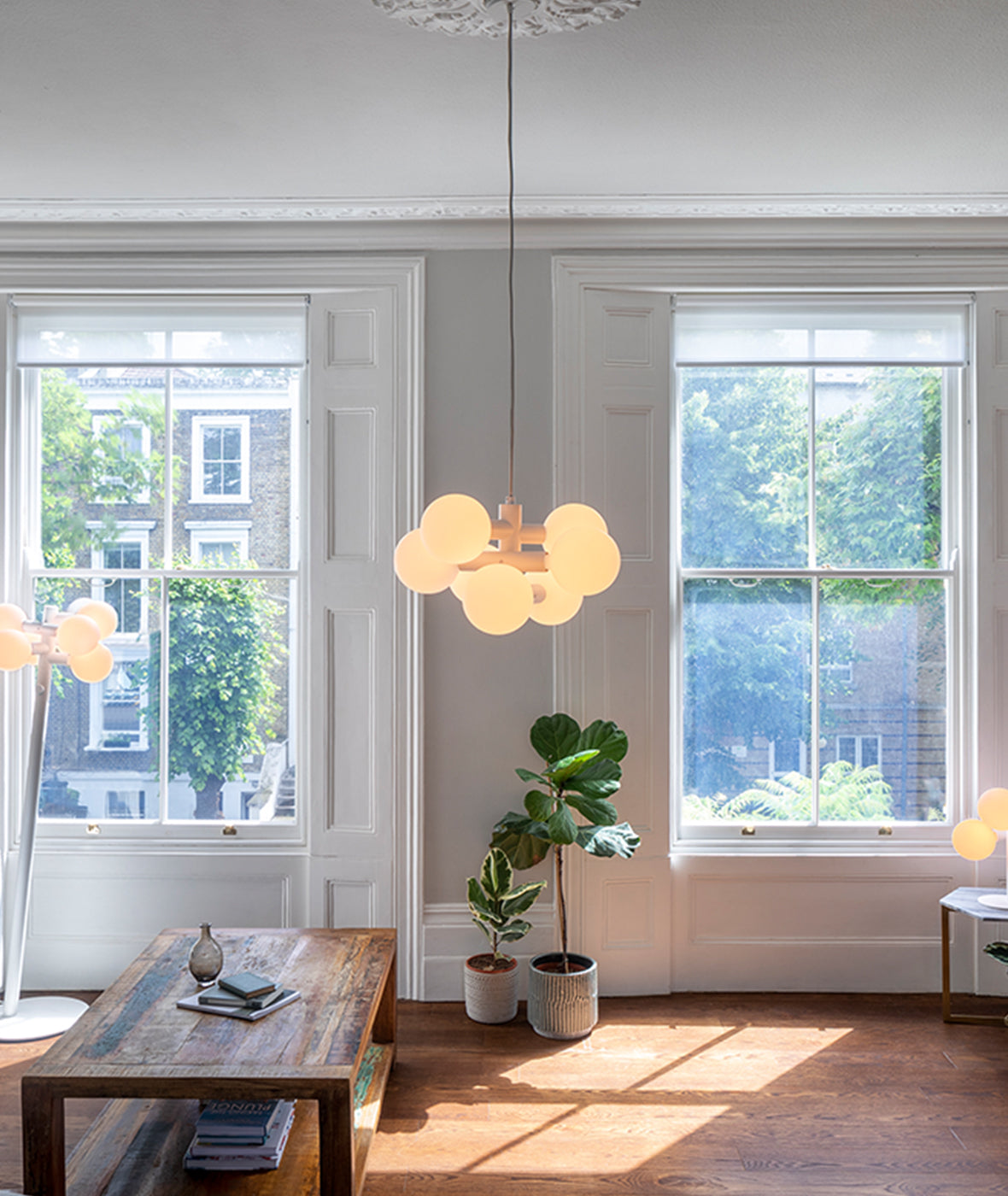 Echo Floor Lamp