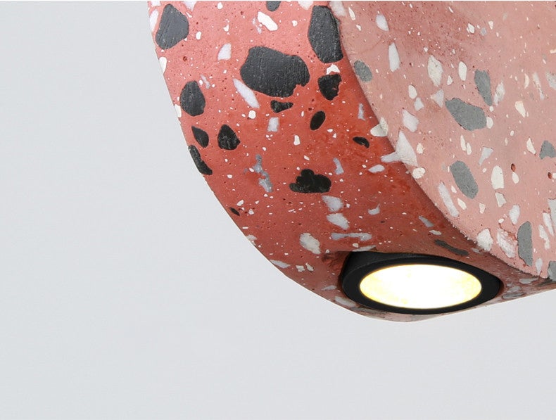 SUIE PENDANT