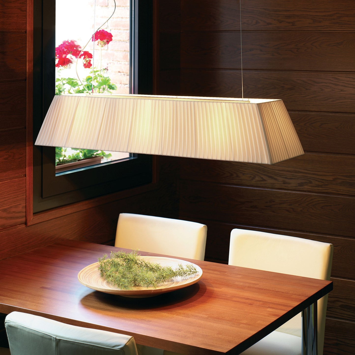 Mei Linear Pendant Light