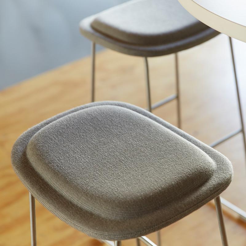 Hi Pad Stool