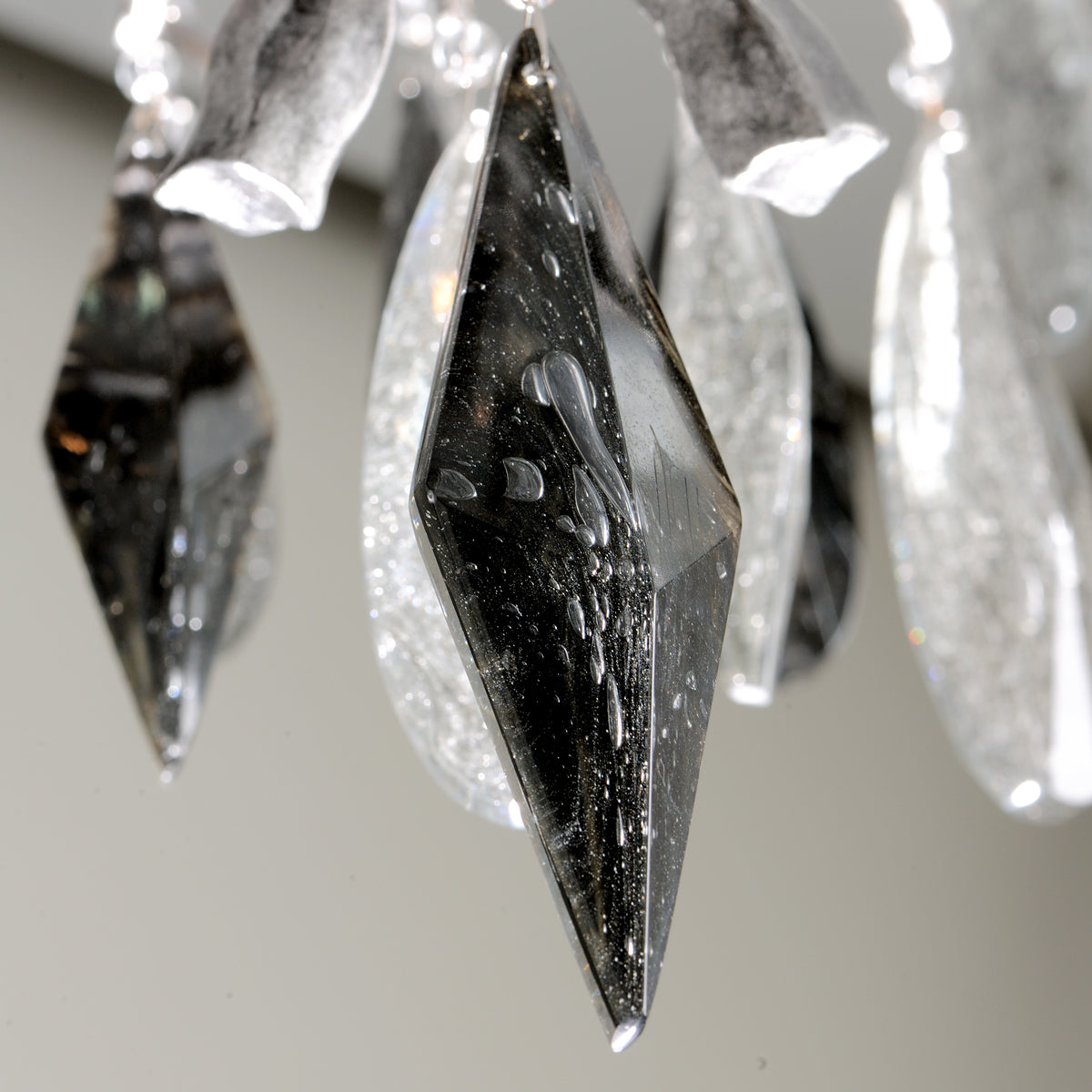 Nera Chandelier