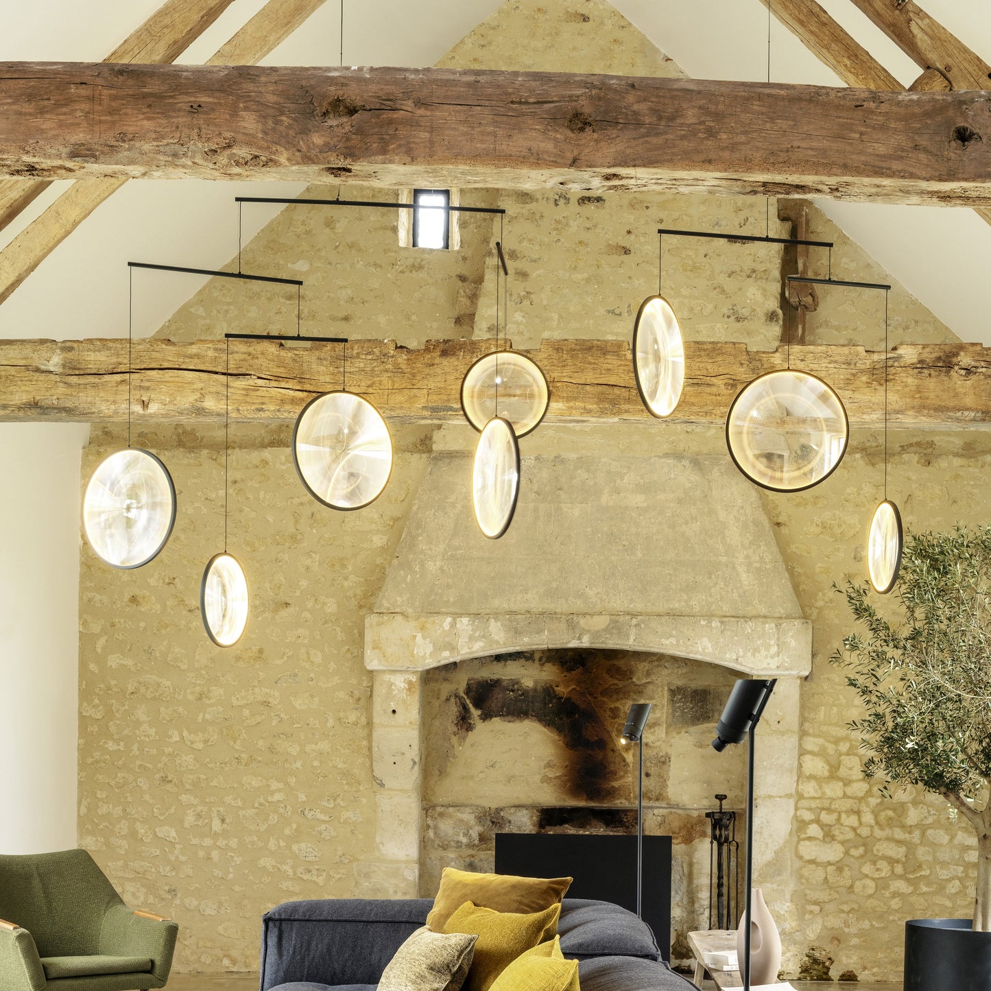 Focus Pendant Light