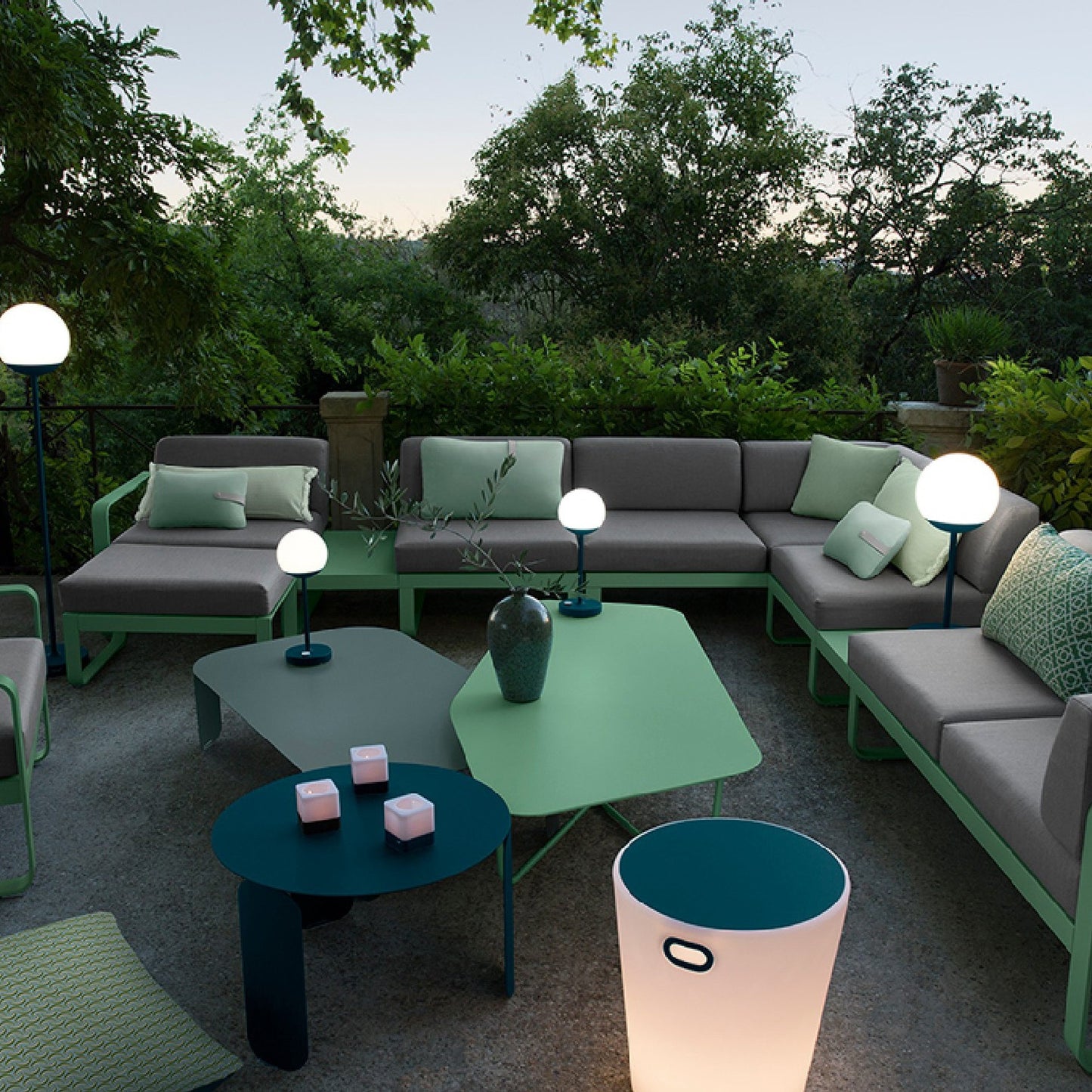 Inoui Lighting Stool