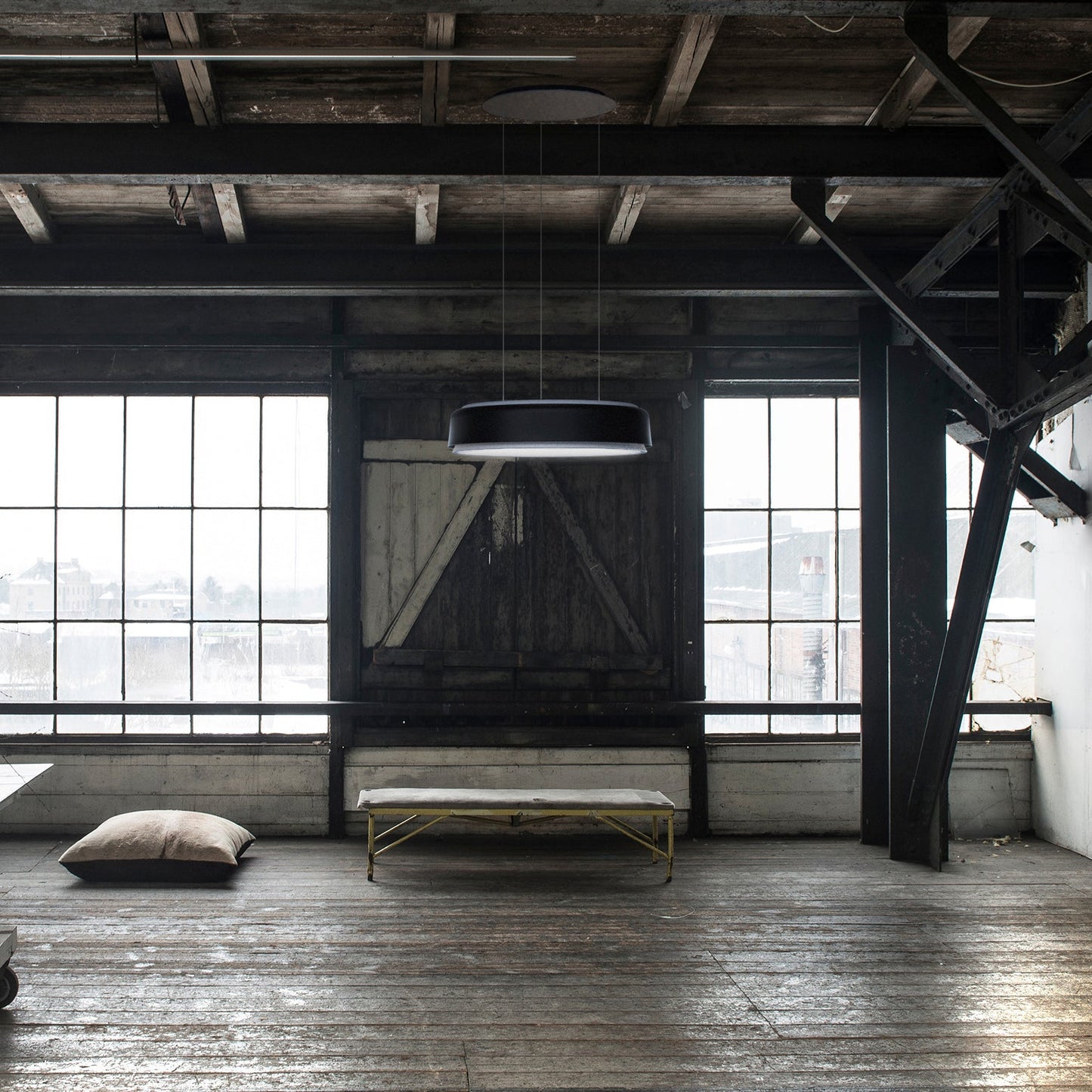 LP Grand Suspension Light