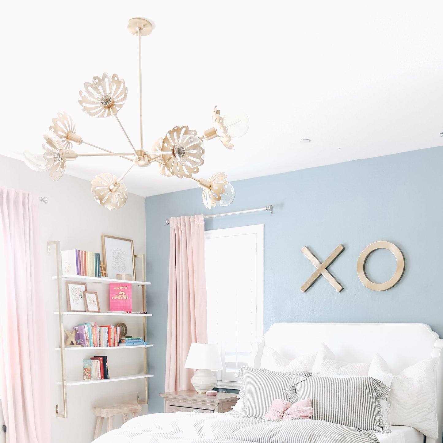 Alyssa Chandelier