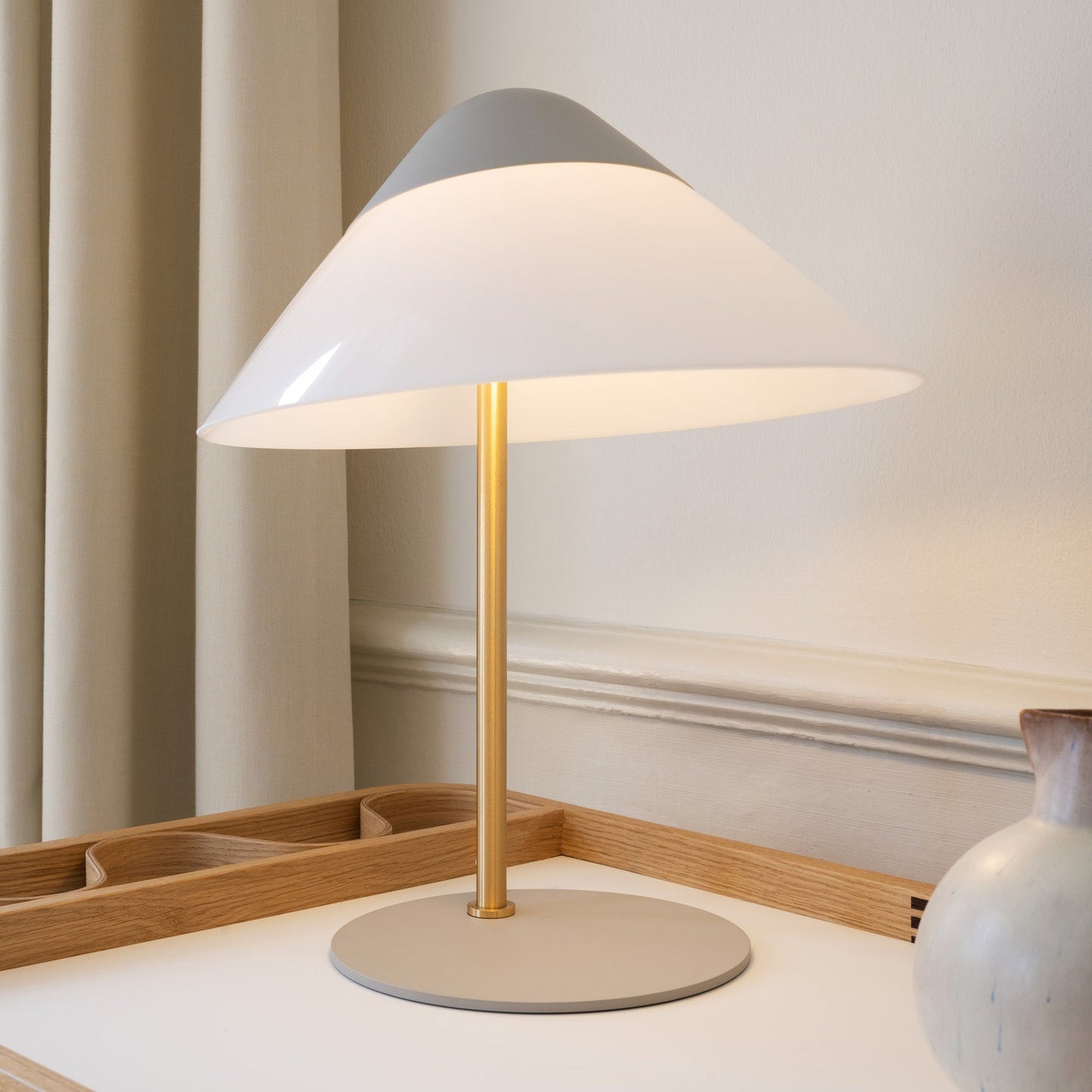 Wegner Opala Table Lamp