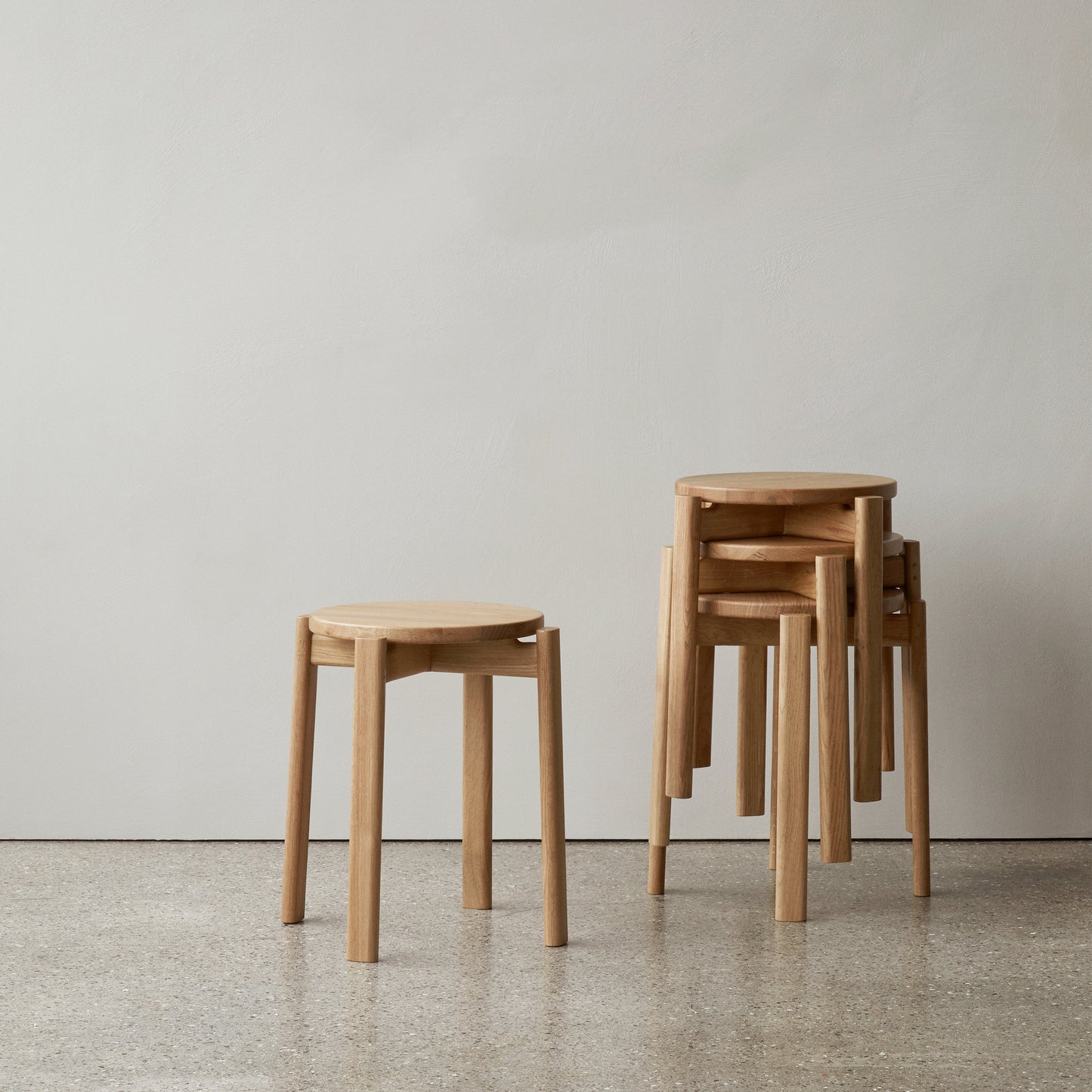 Passage Stool