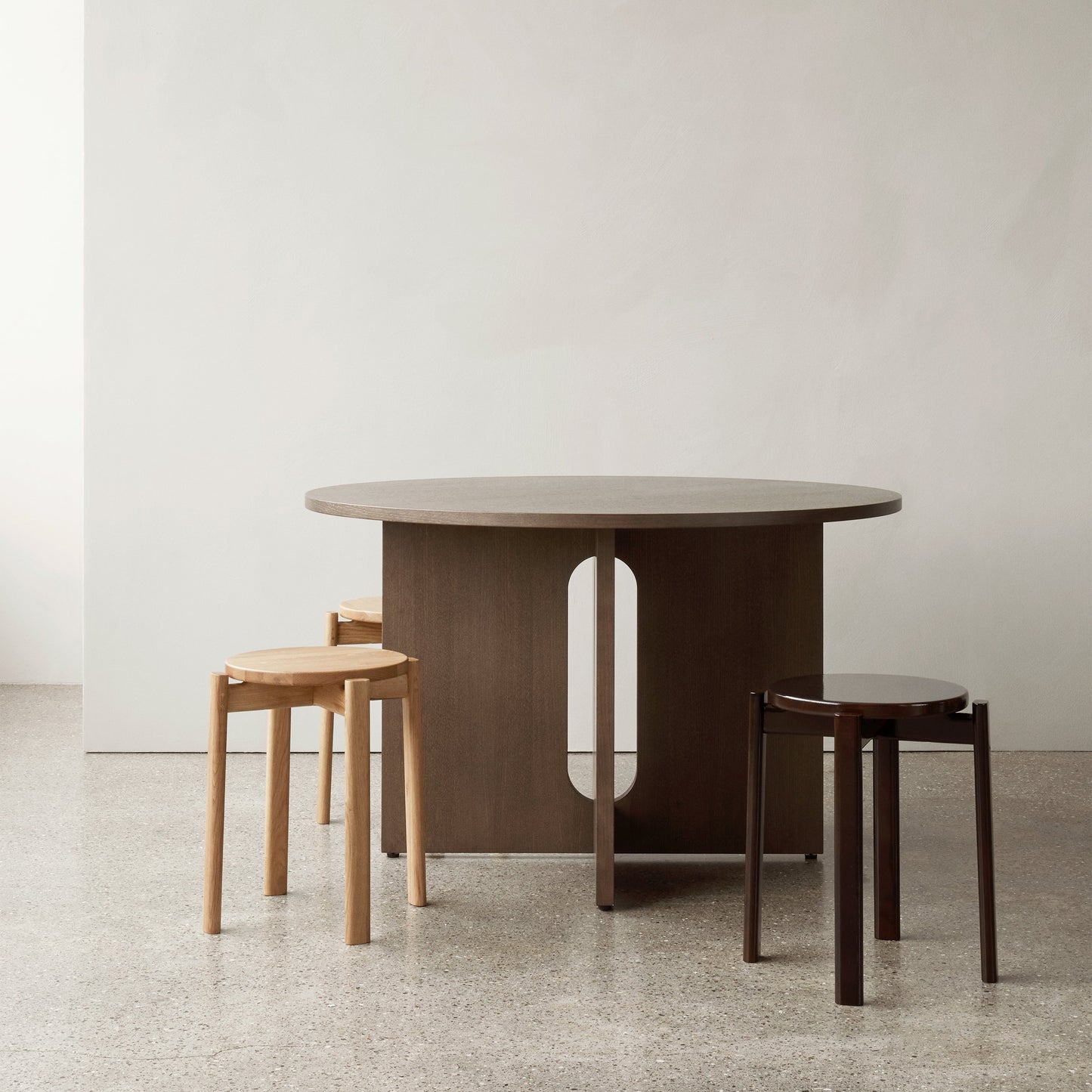 Passage Stool