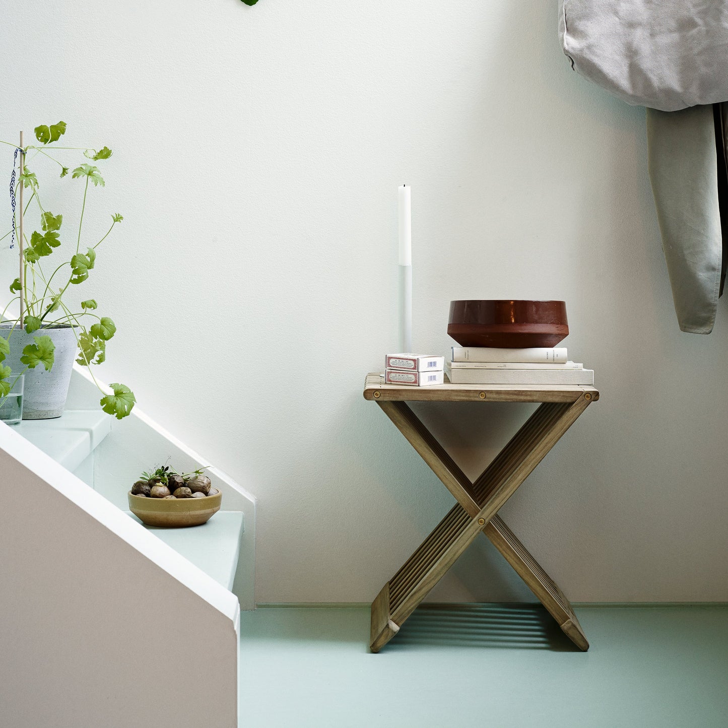 Fionia Stool