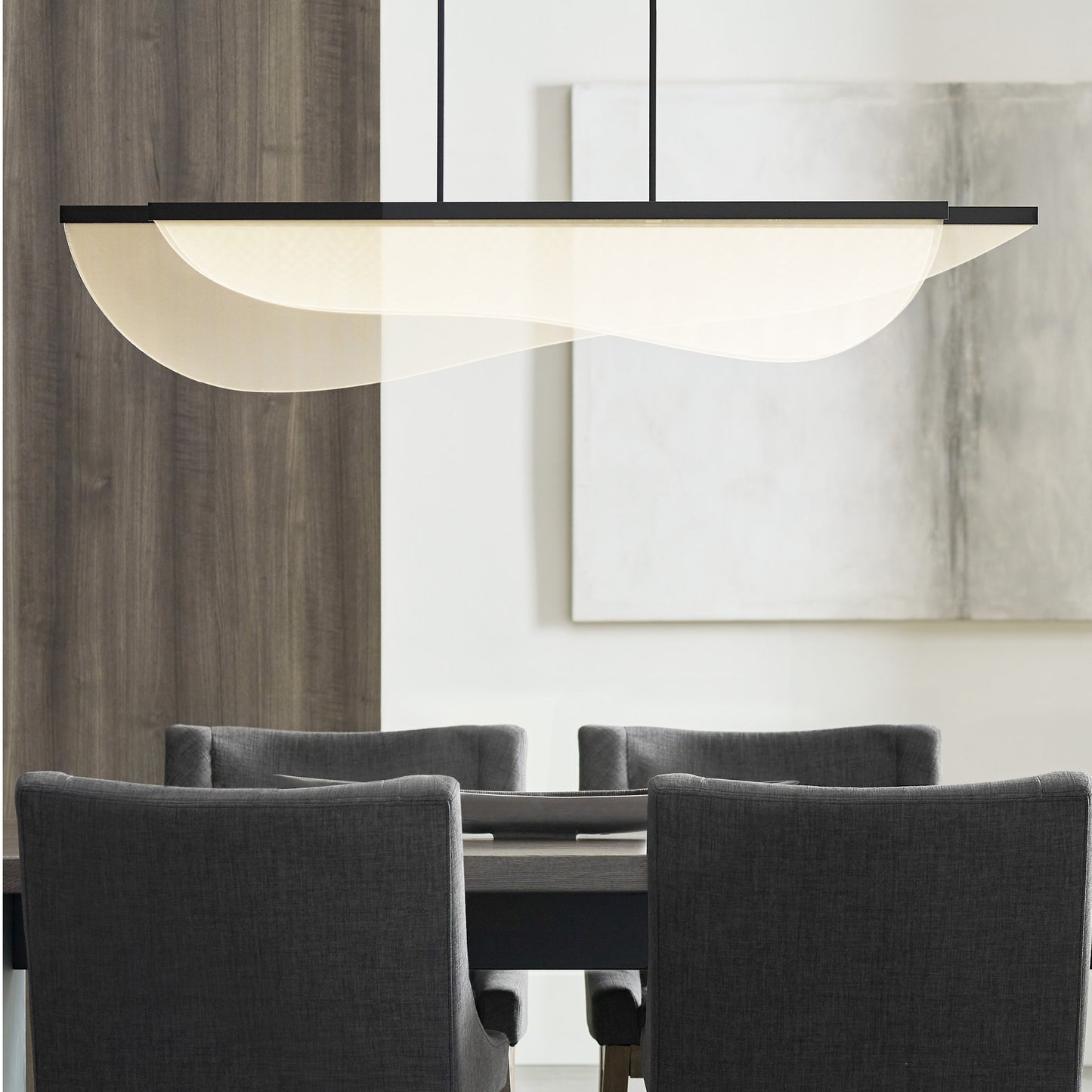Nyra Linear Suspension Light